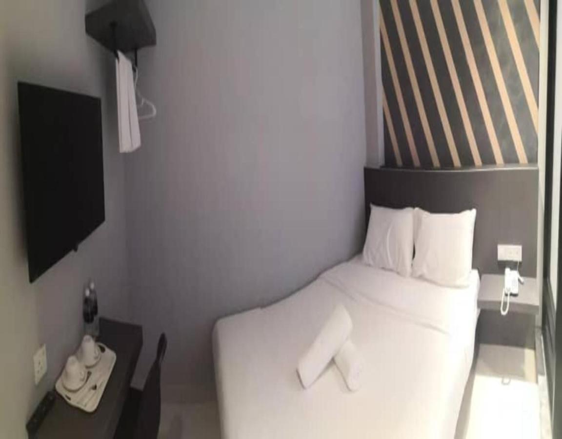 Suite Dreamz Hotel Banting Banting  Exterior foto